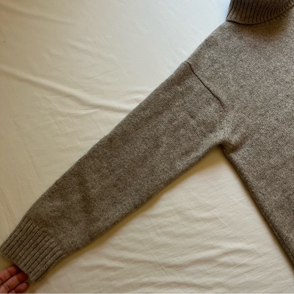 GALERIES LAFAYETTE tan wool polyamide blend‎ turtleneck long sleeve pullover - Picture 2 of 5